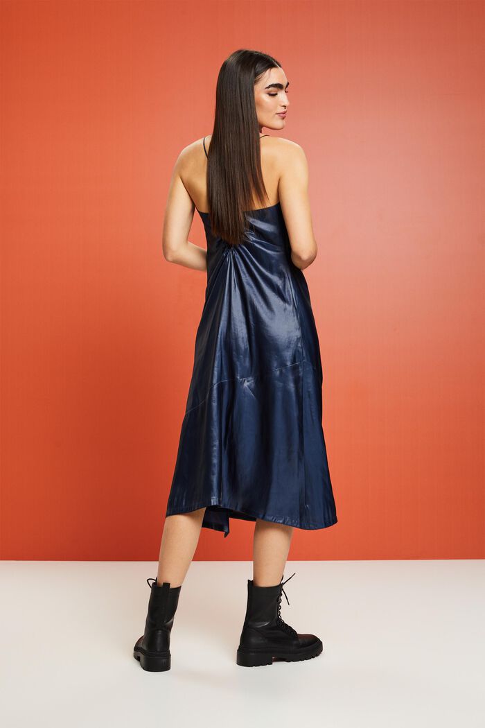 Slipdress im Metallic-Look, Twist-Detail hinten