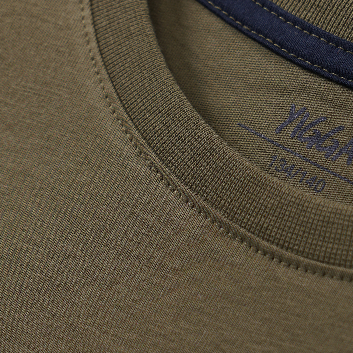 Jungen Langarmshirt mit Wendepailletten