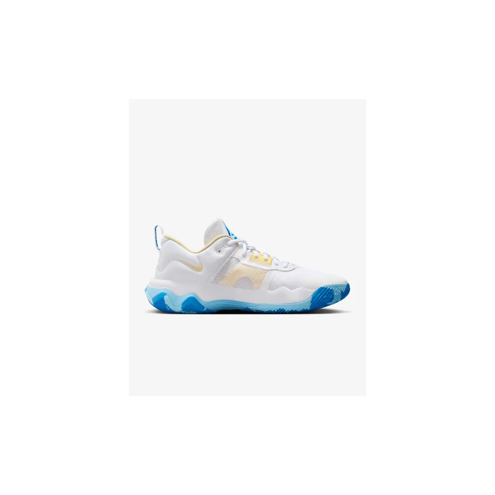 Nike Giannis Immortality 3 DZ7533-101 / weiss