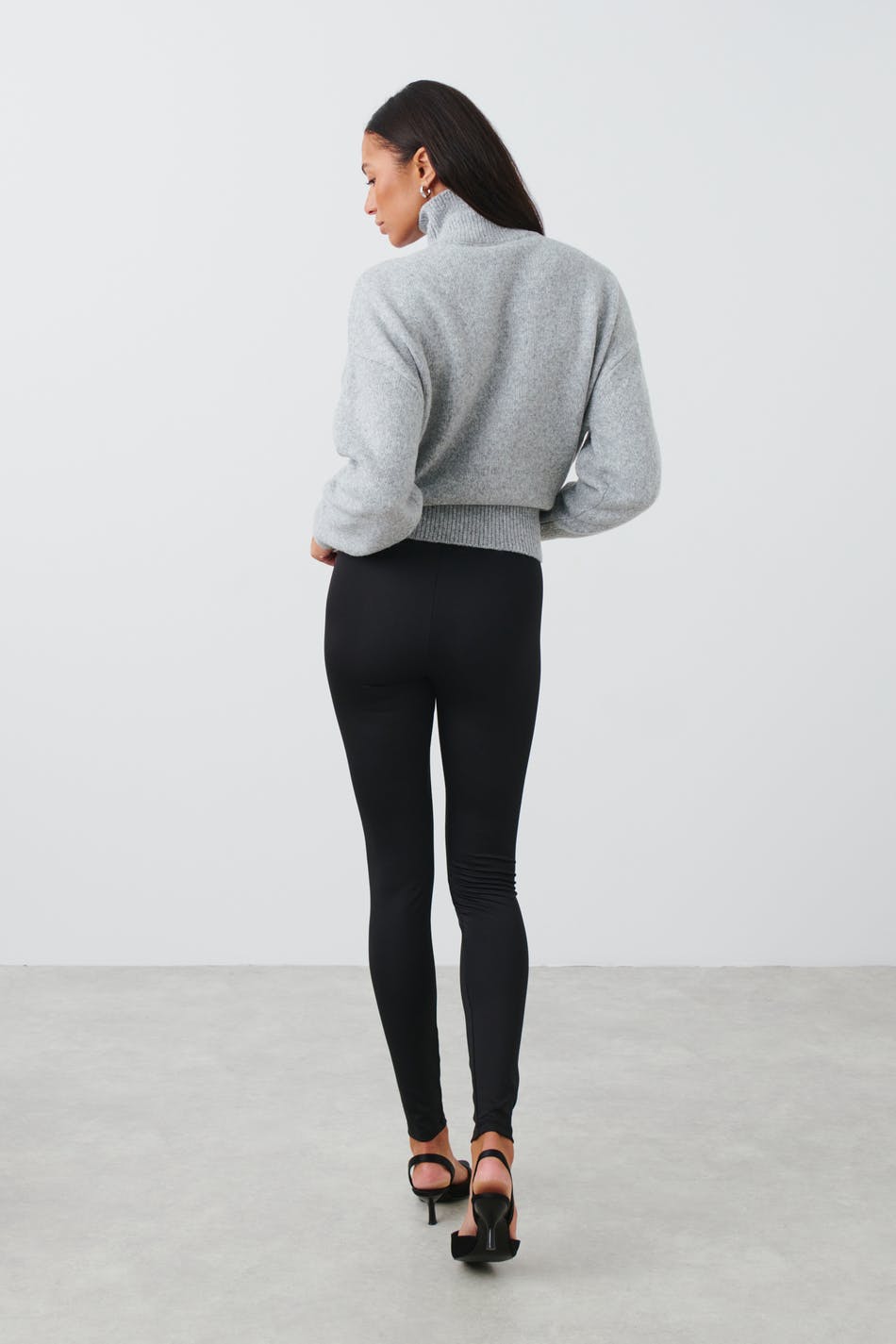 Shiny leggings