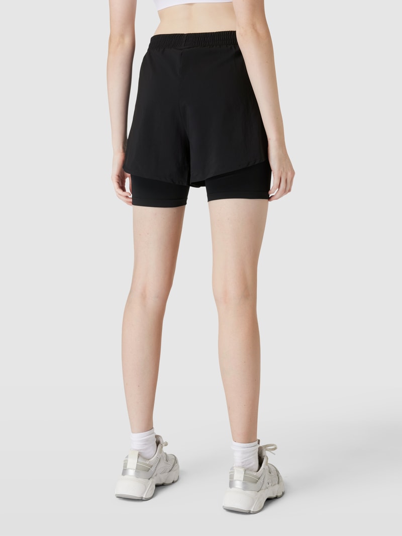 Shorts mit Label-Print in schwarz