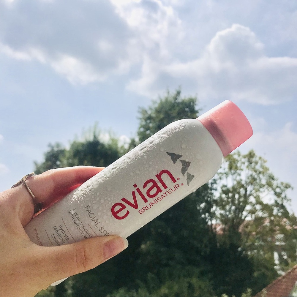 evian Brumisateur® evian® 50ml Spray à l'eau minérale naturelle
