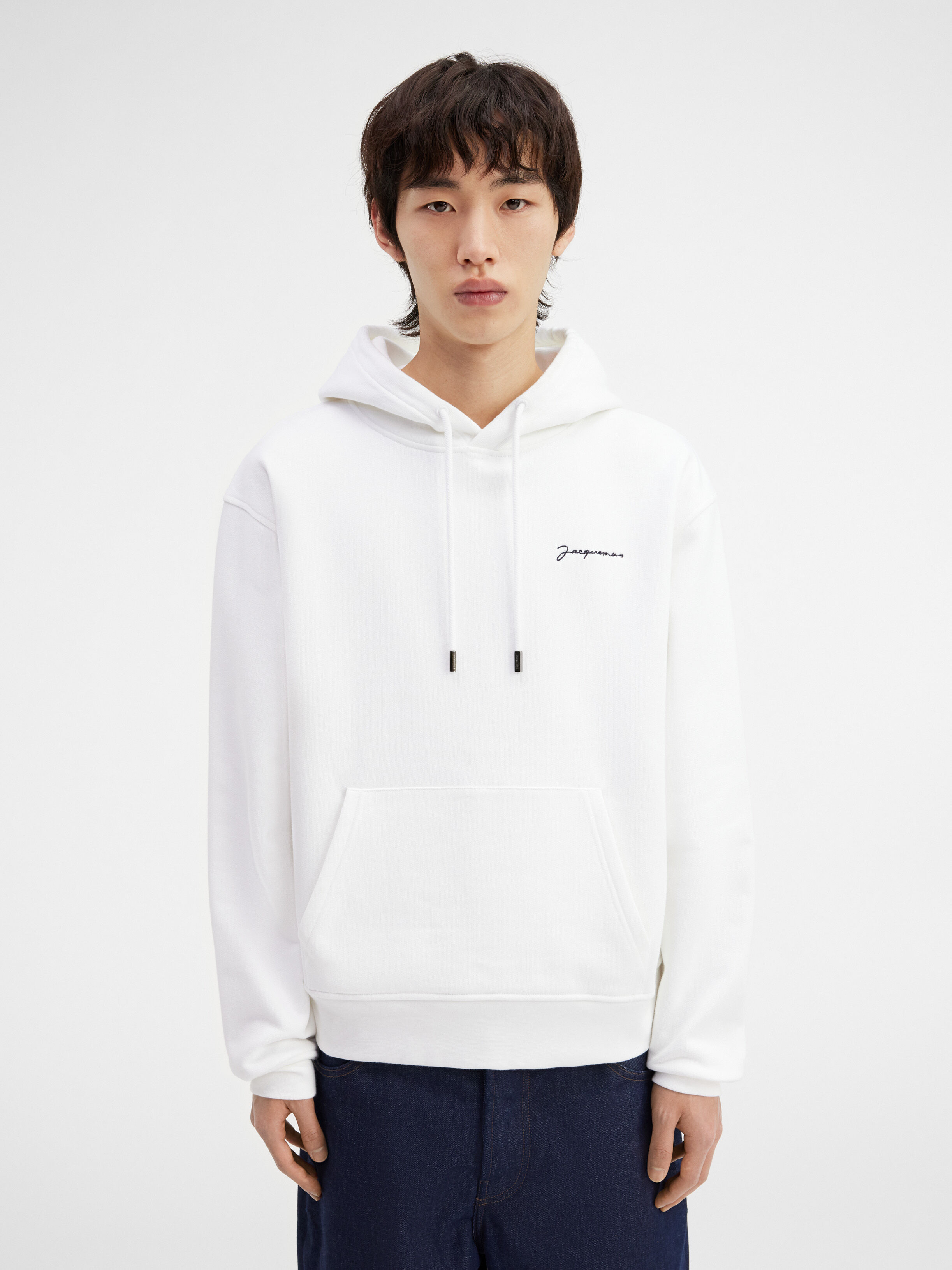 Le sweatshirt brodé