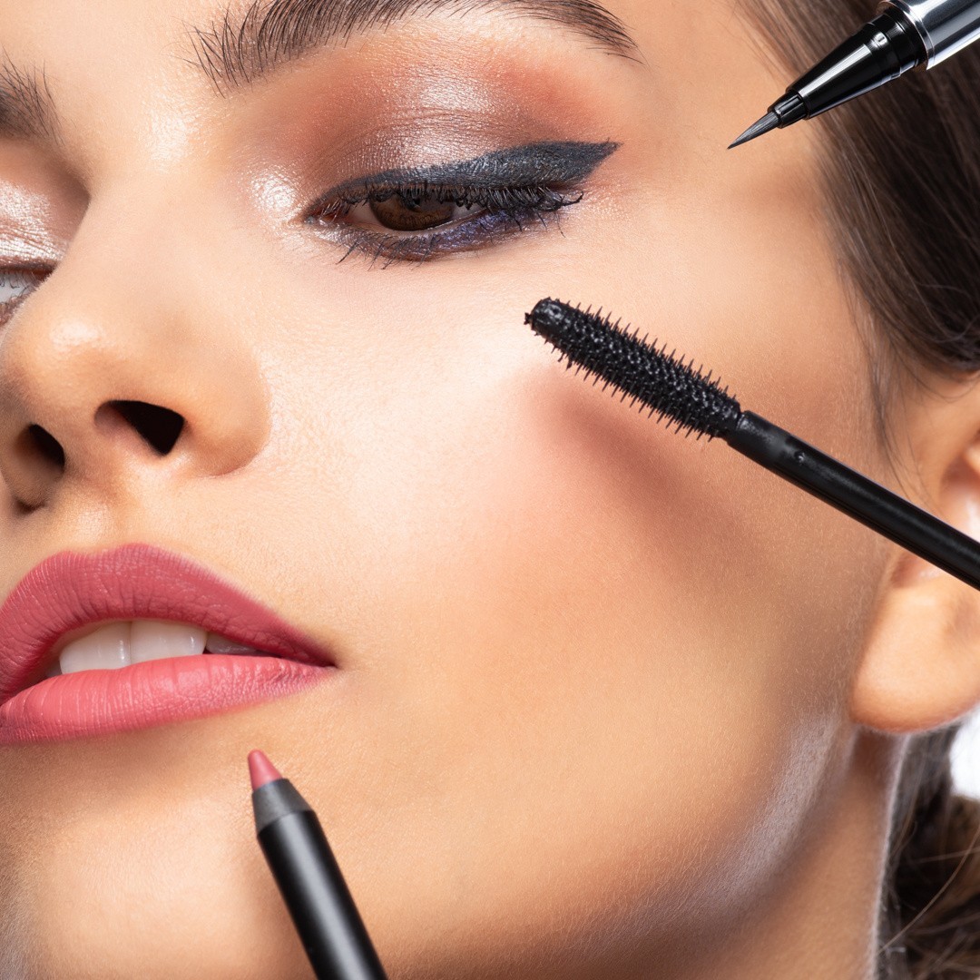 ARTDECO ULTRA DEEP CRNA MASKARA