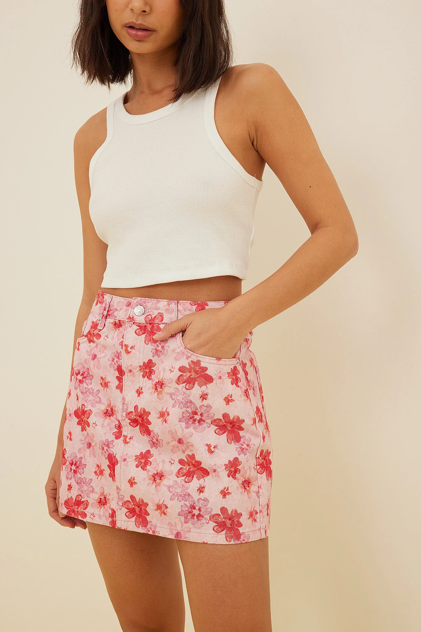 Mini-Jeansrock mit Blumen