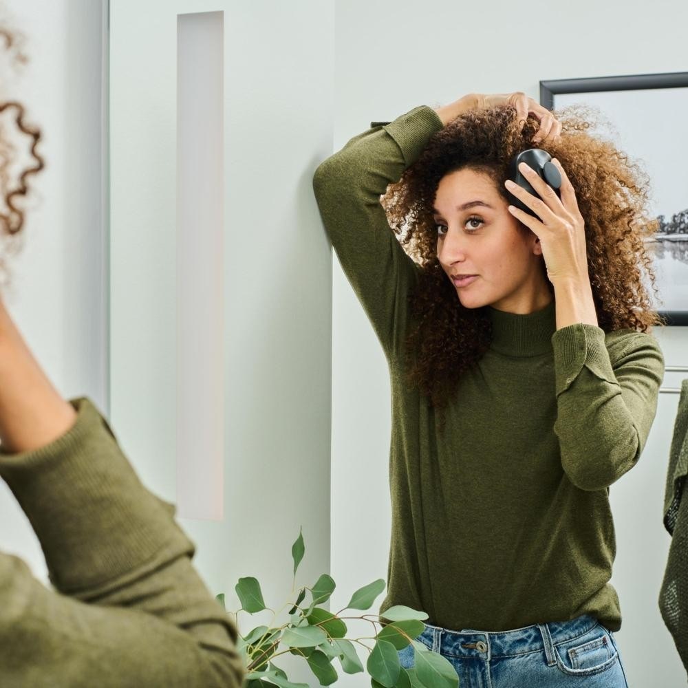 Scalp Brush