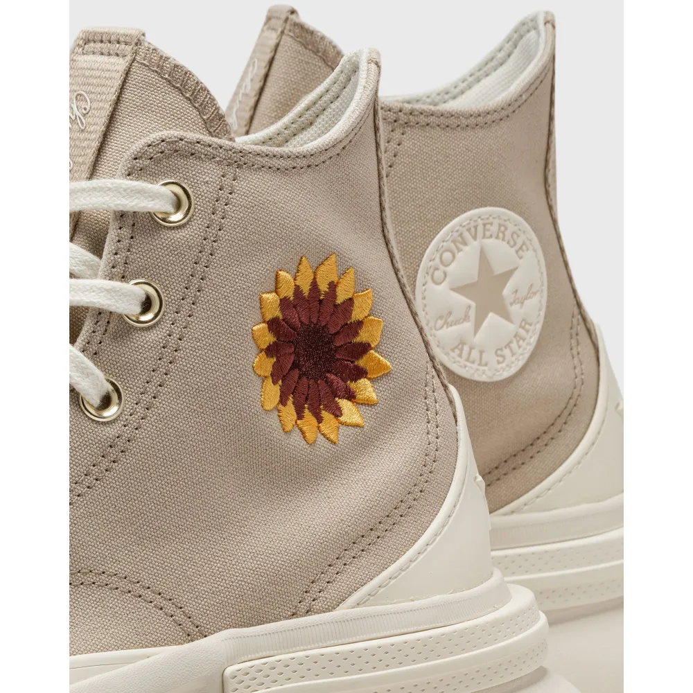 Converse RUN STAR LEGACY CX Platform A05004C / braun