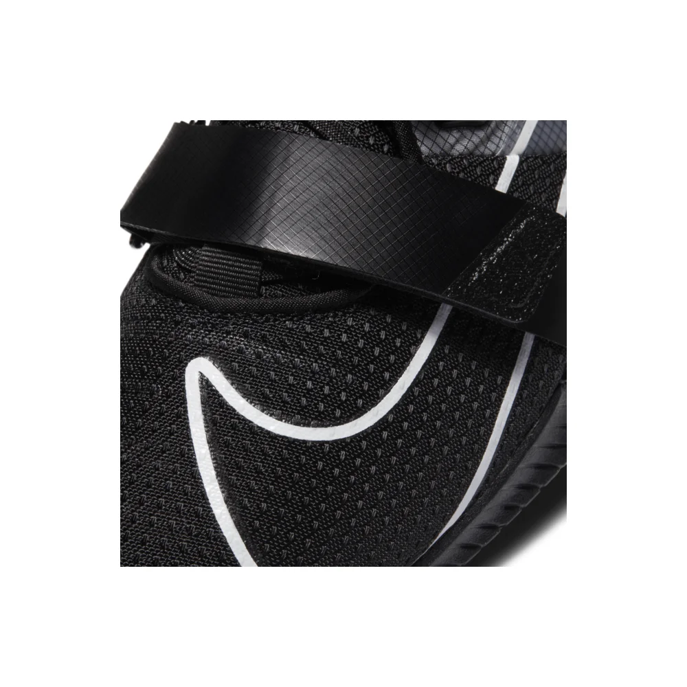Nike Romaleos 4 CD3463-010 / schwarz