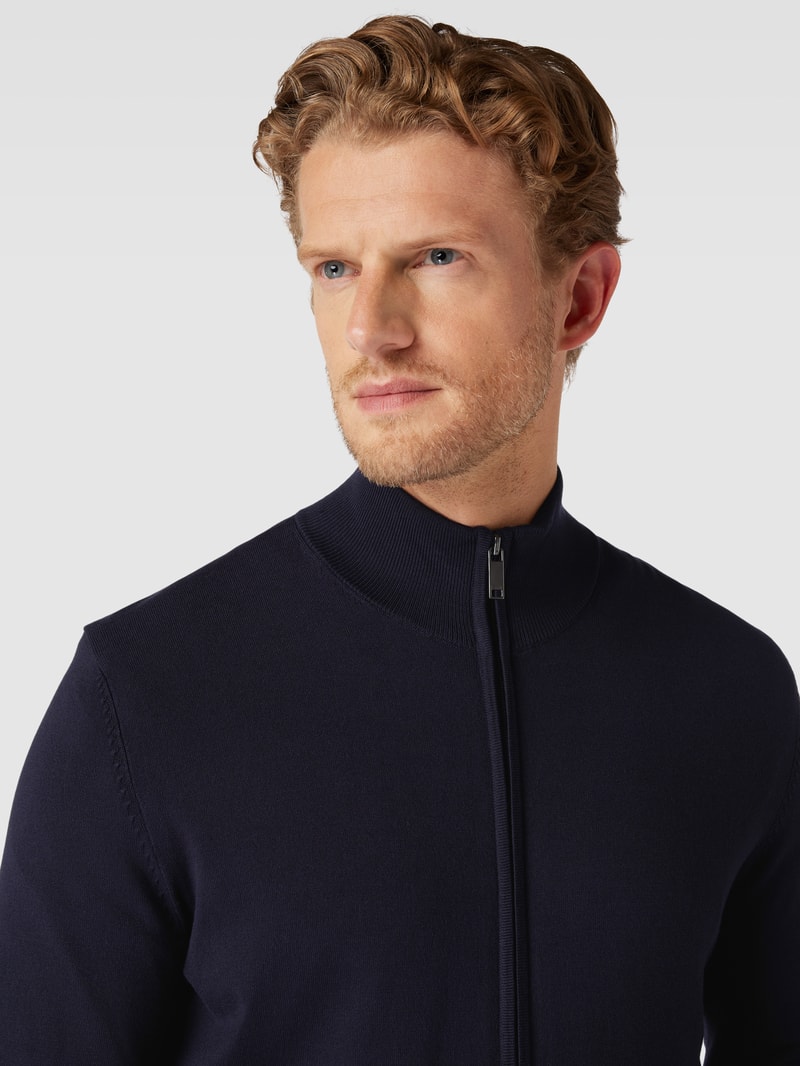 Strickjacke aus Viskose-Mix mit Stehkragen in marineblau