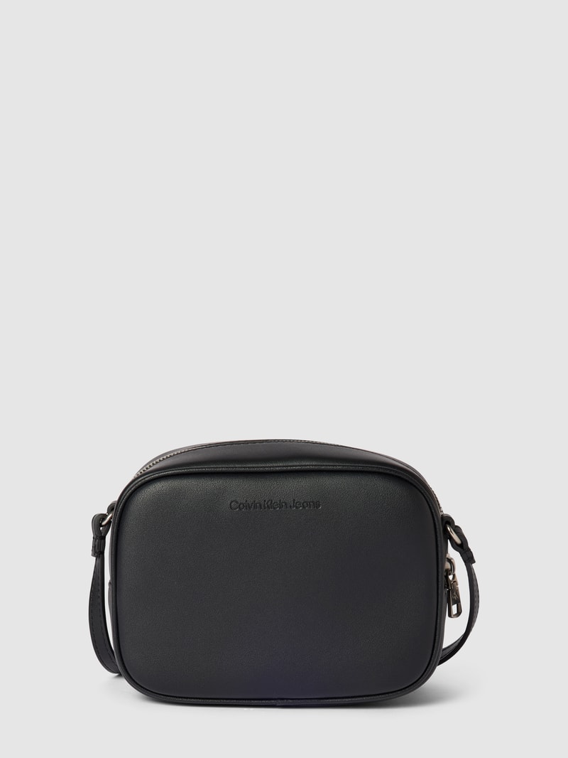 Camera Bag mit Label-Details in schwarz