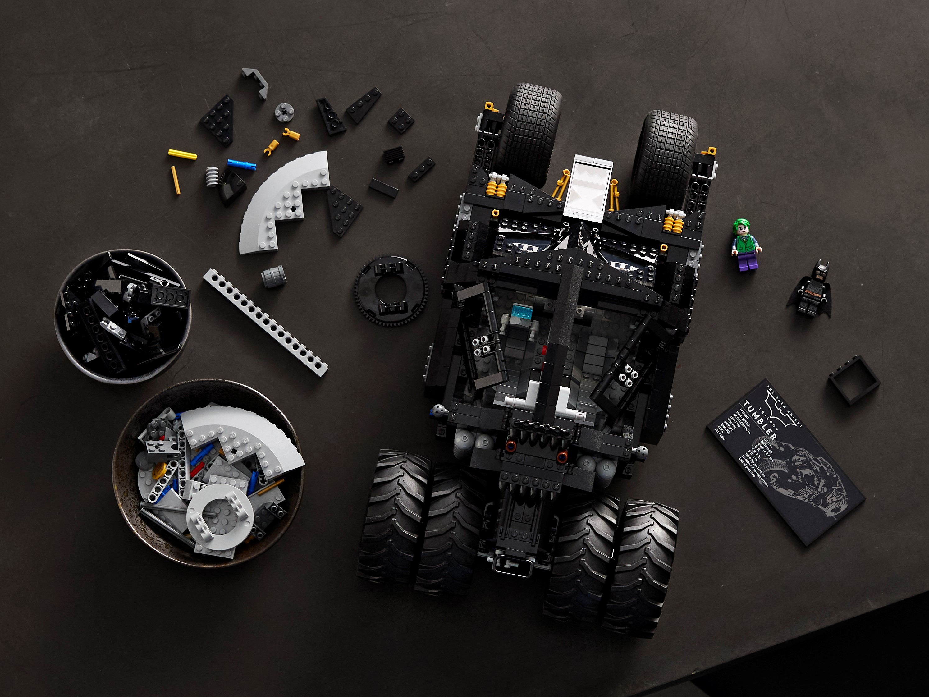 LEGO® DC Batman™ – Batmobile™ Tumbler 76240