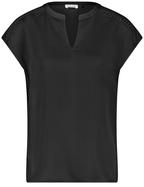 Kurzarmshirt mit Häkeldetails