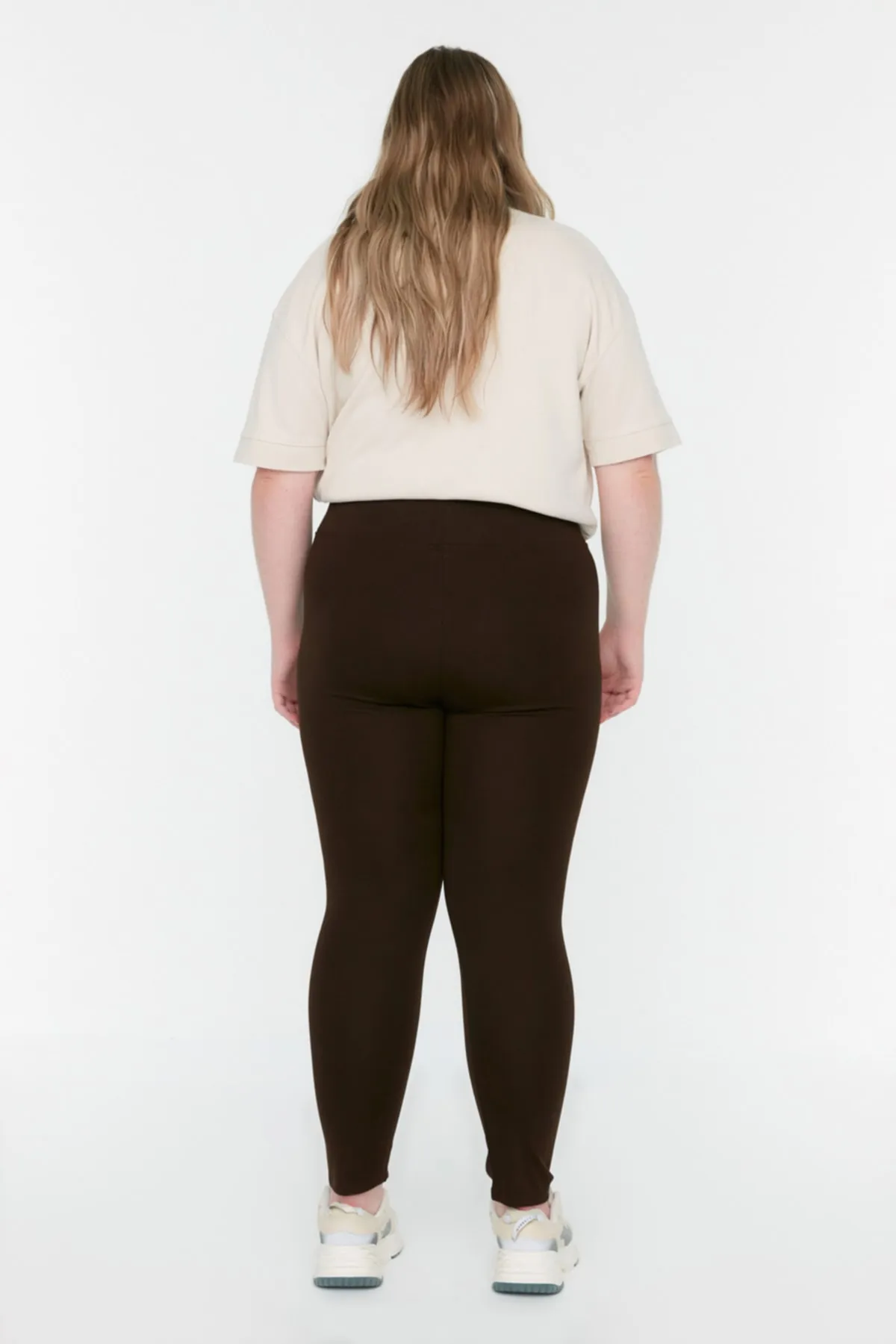 Trendyol Curve  Braune Recovery-Strickstrumpfhose mit hoher Taille TBSSS22TA0022
