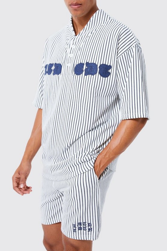 Oversize Nadelstreifen Baseball-Poloshirt & Shorts