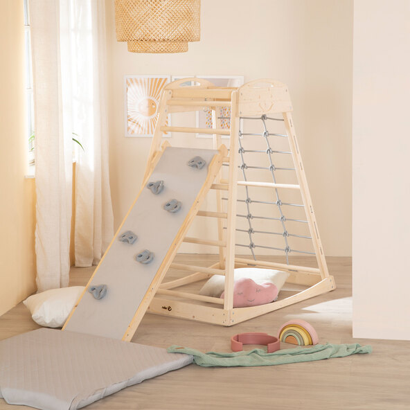 Indoor Klettergerüst, Holz