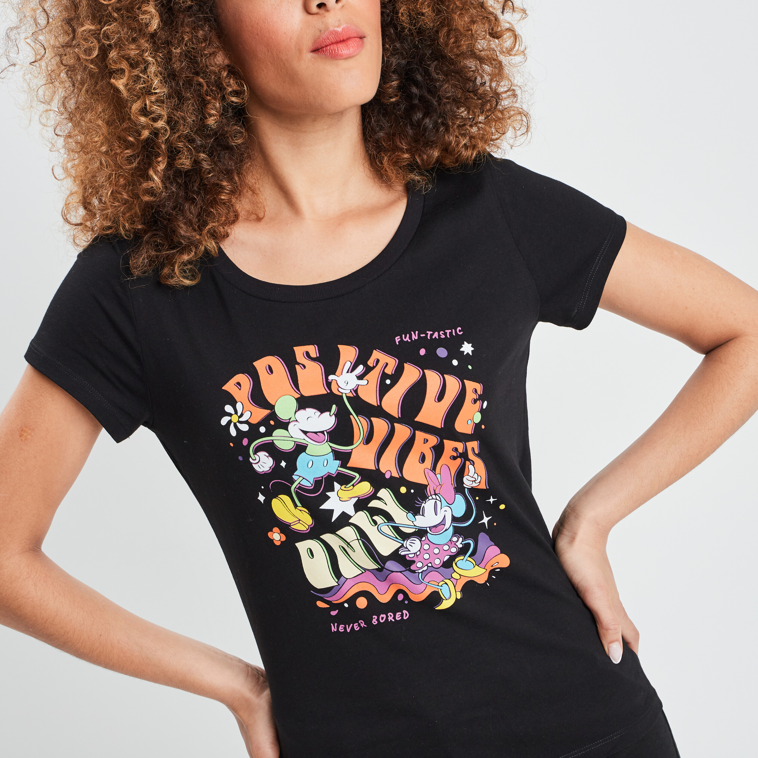 T-shirt manches courtes Mickey noir femme | La Halle