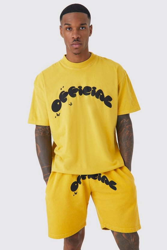 Oversize Official T-Shirt & Shorts