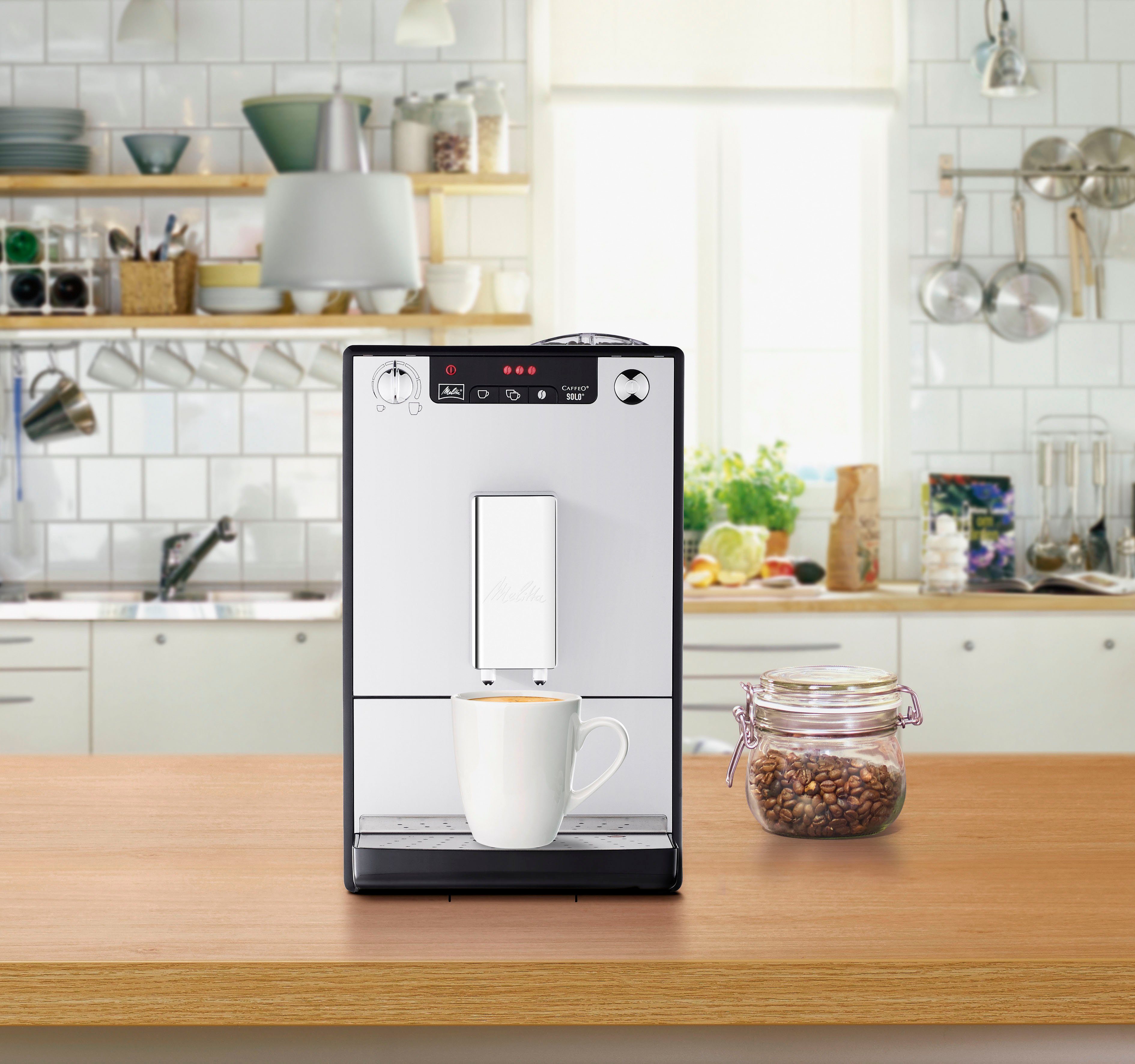 Melitta Kaffeevollautomat Solo® E950-203, silber/schwarz, Perfekt für Café crème & Espresso, nur 20cm breit