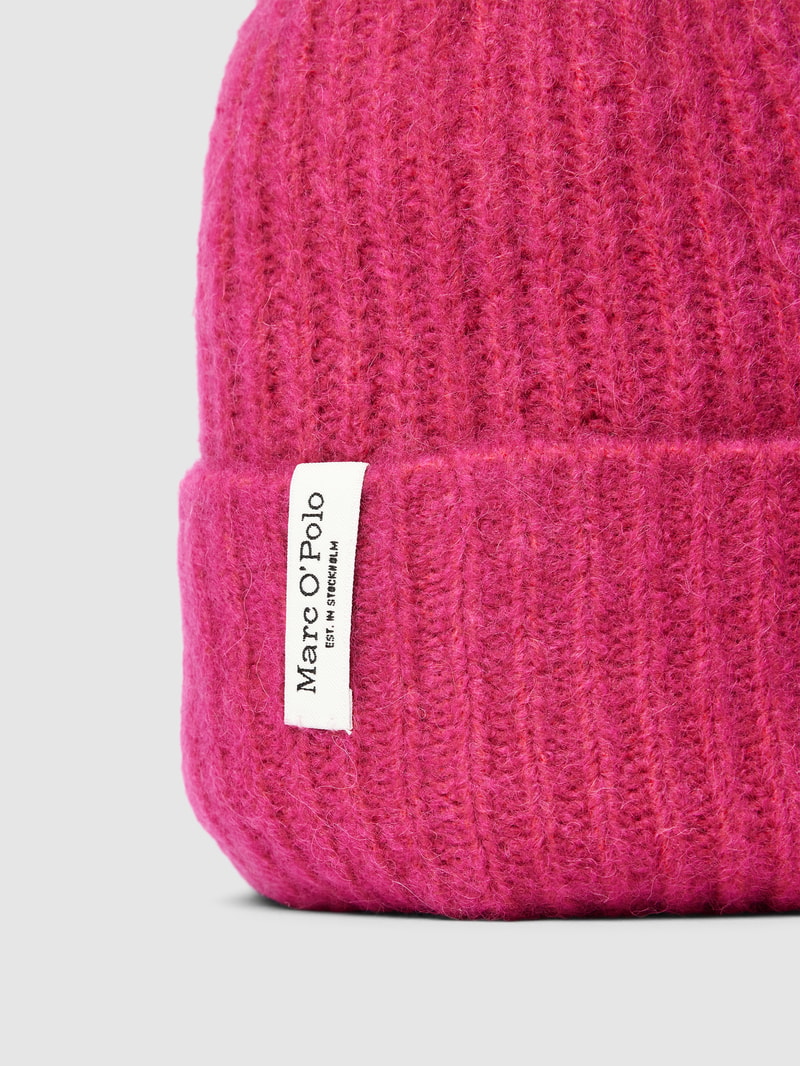 Beanie mit Label-Detail in pink