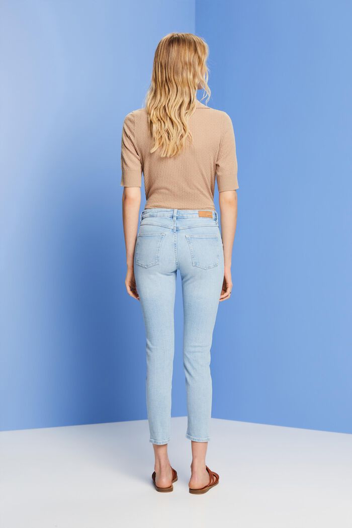 Slim-Fit-Jeans mit mittlerer Bundhöhe