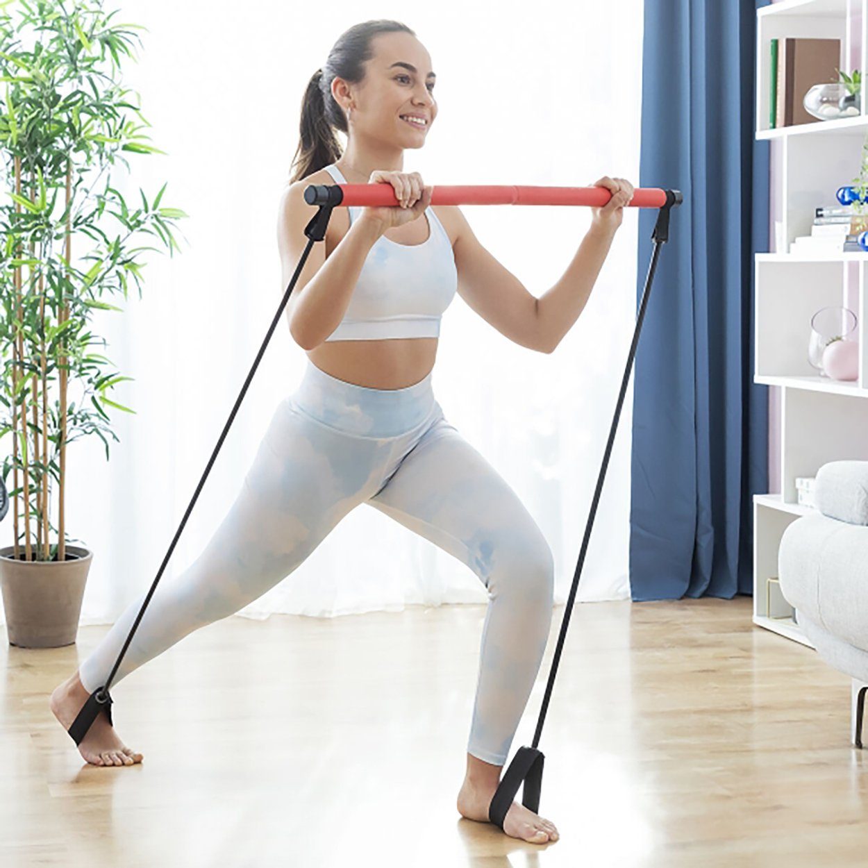 InnovaGoods Trainingsstation TRAININGSSTANGE MIT GUMMIBÄNDERN UND ÜBUNGSANLEITUNG, bis zu 31,75kg Widerstandstärke