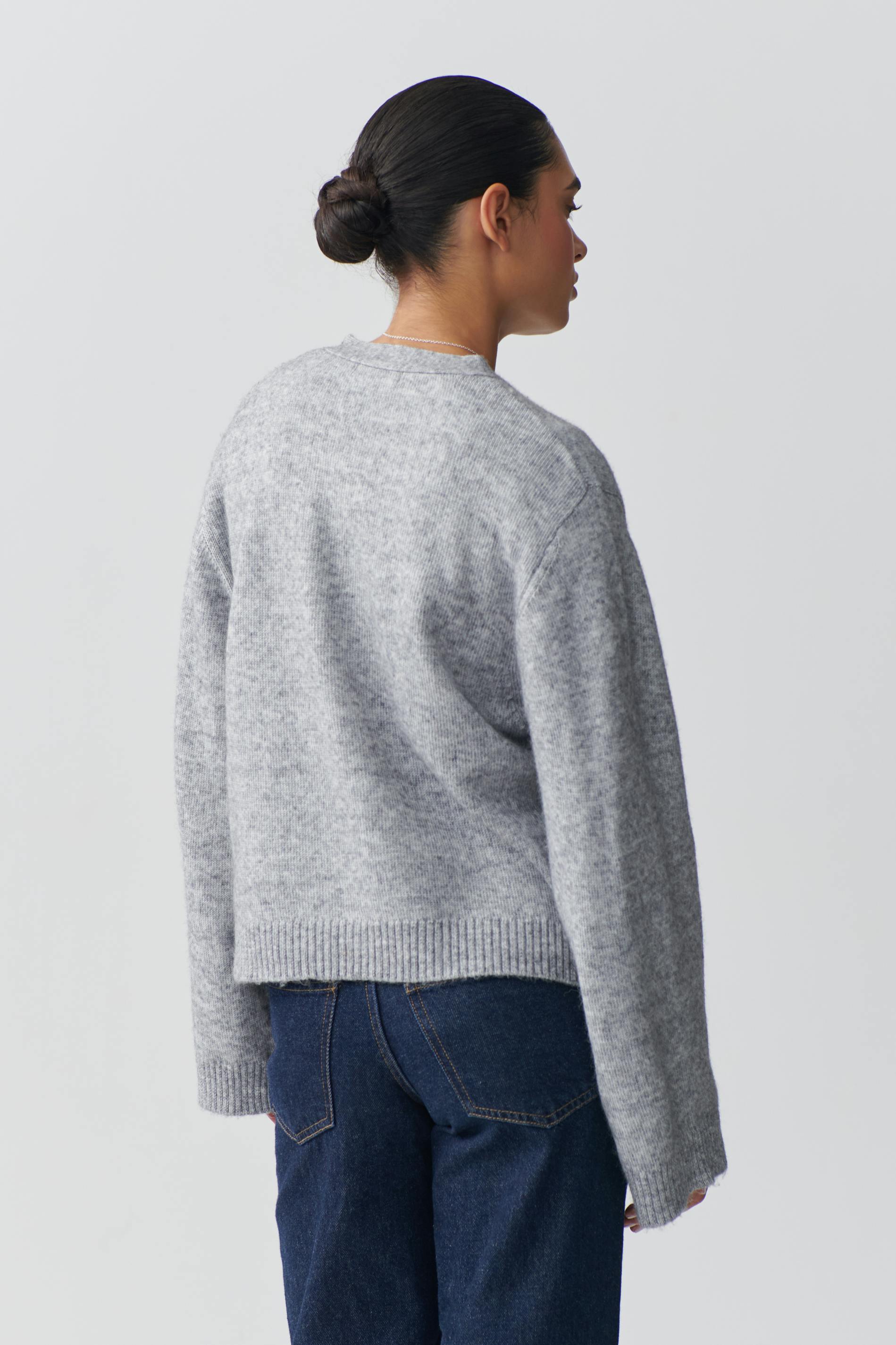 Relaxed knitted cardigan