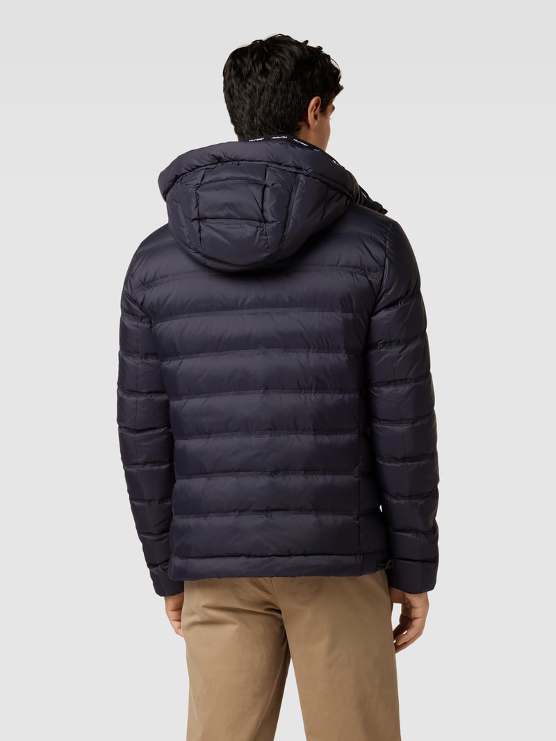 Steppjacke mit abnehmbarer Kapuze Modell 'BOGGS' in marineblau