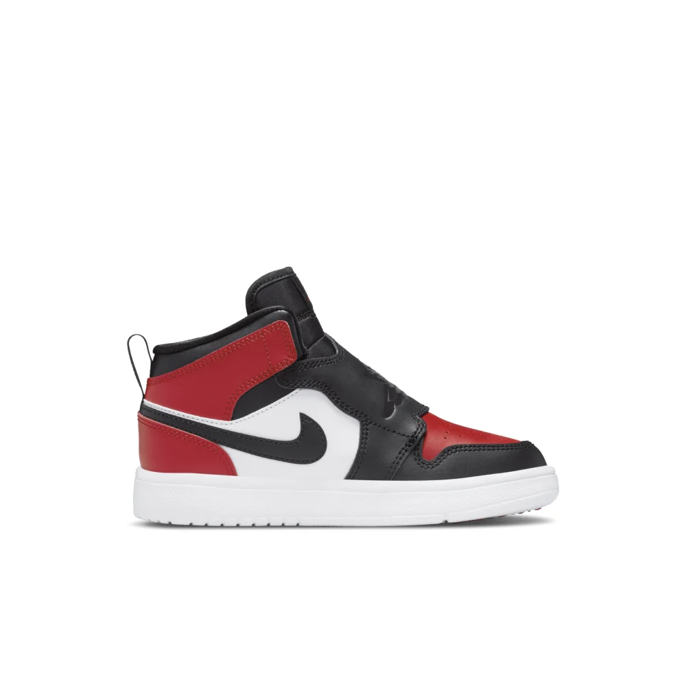 NIKE JORDAN Sky Jordan 1 BQ7197-016 / schwarz