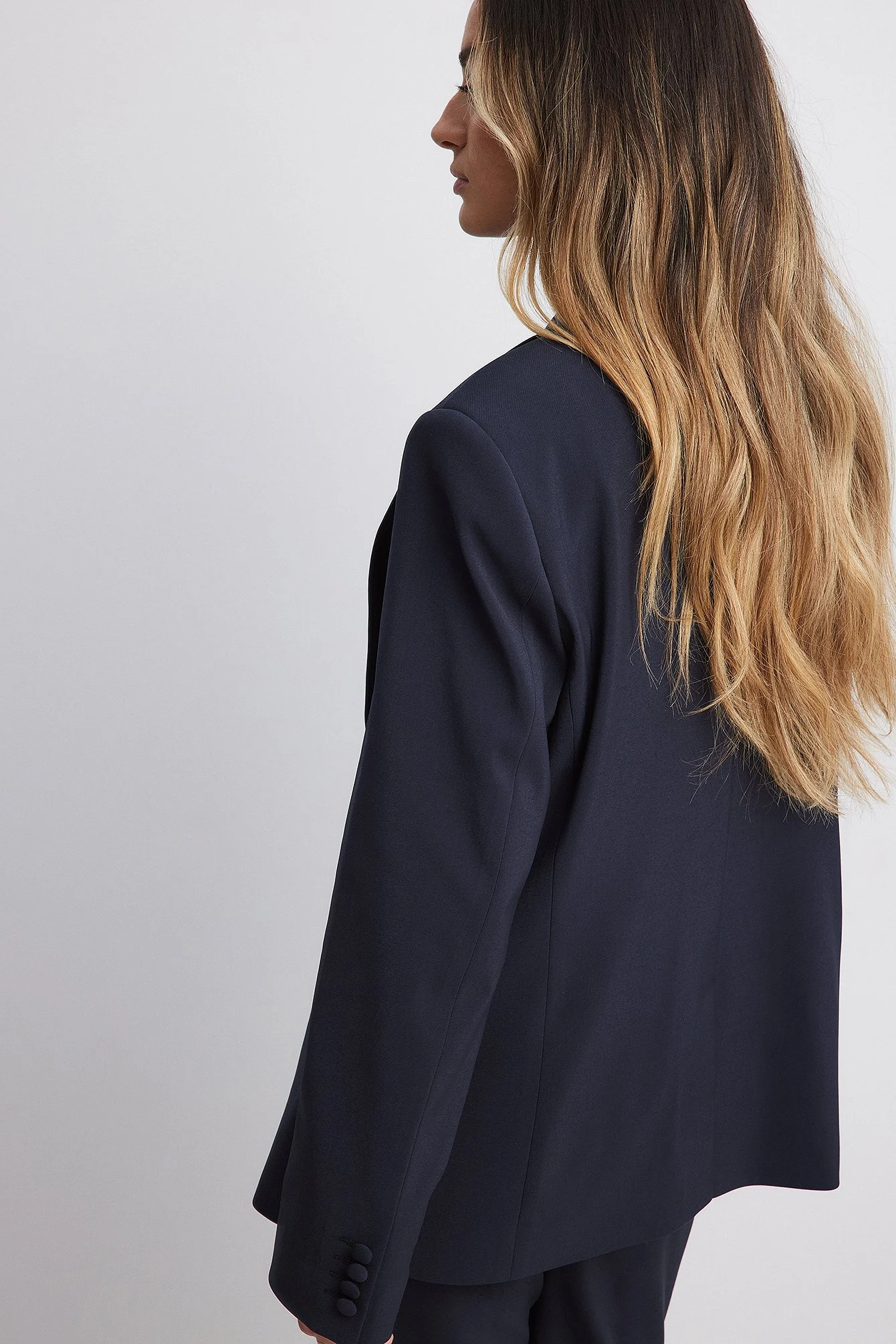 Gerader Blazer mit großem Kragen