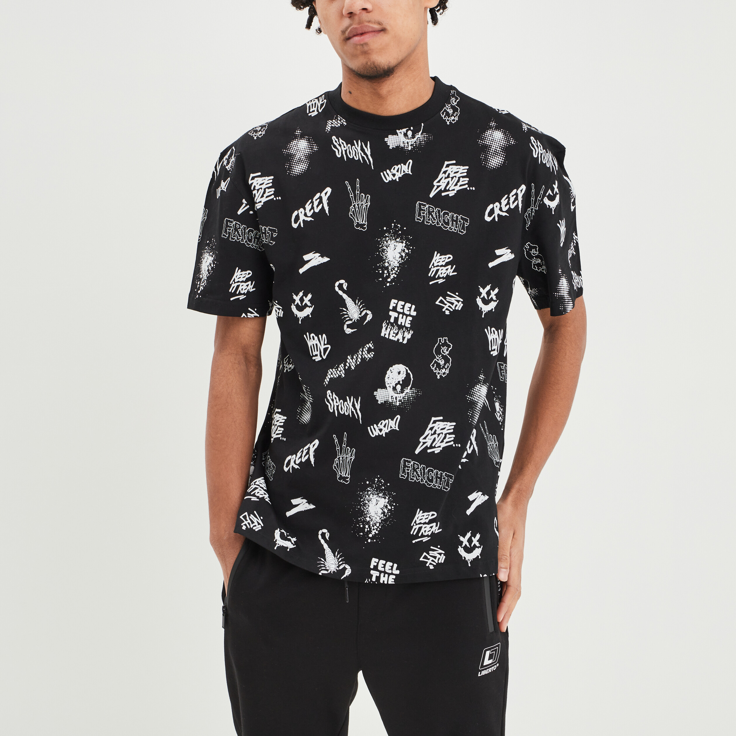 T-shirt oversize col rond Liberto noir homme | La Halle
