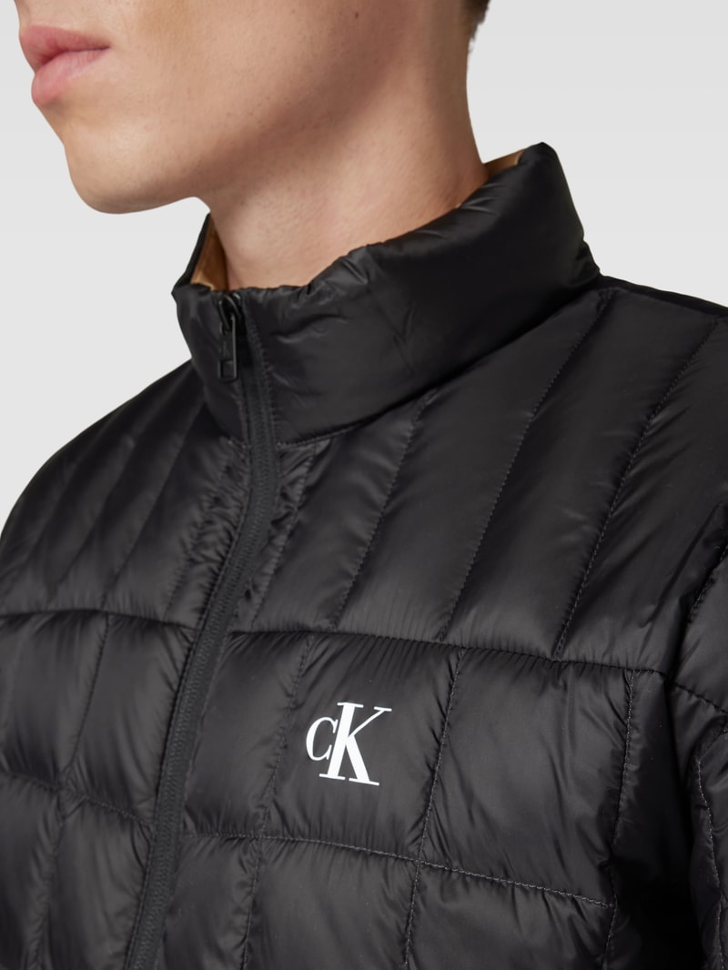 Steppjacke mit Stehkragen in black