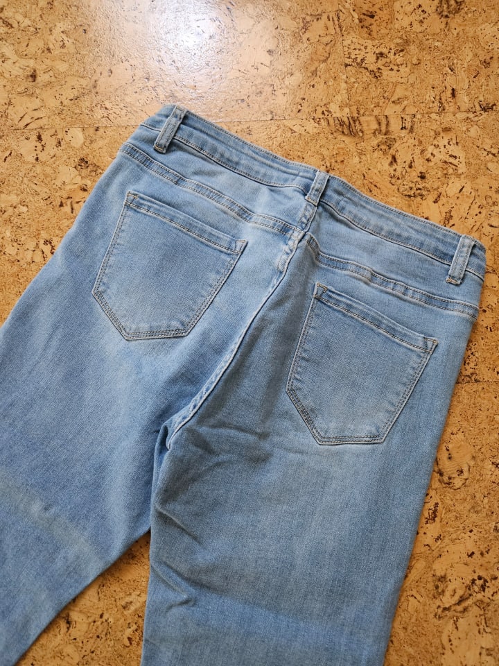 Nina Carter 3/4 Jeans in einem top gepflegten Zustand günstig kaufen 40