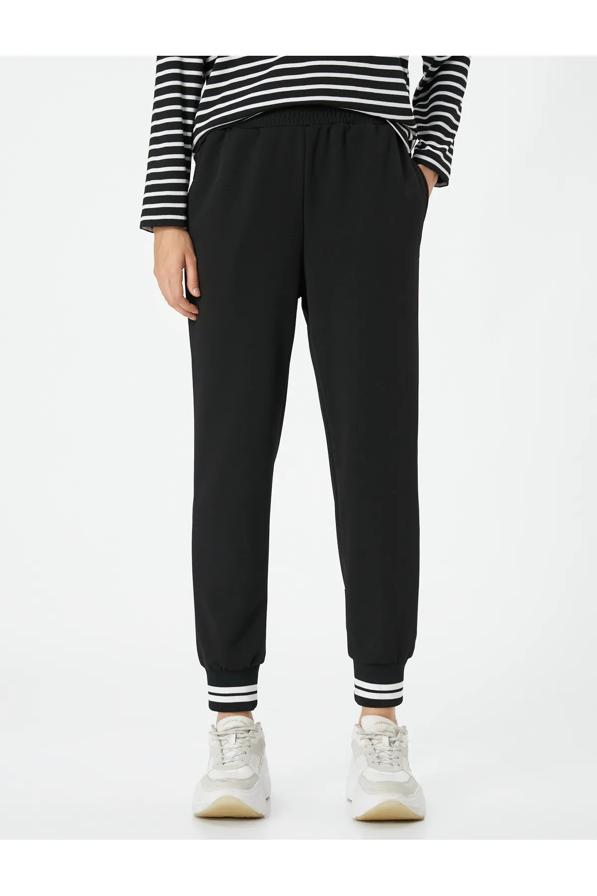 Koton  Jogger-Jogginghose mit geripptem Taschendetail