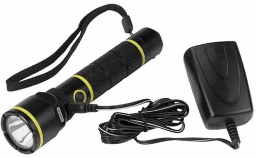 Stanley 1-95-154 FATMAX alumiininen ladattava taskulamppu