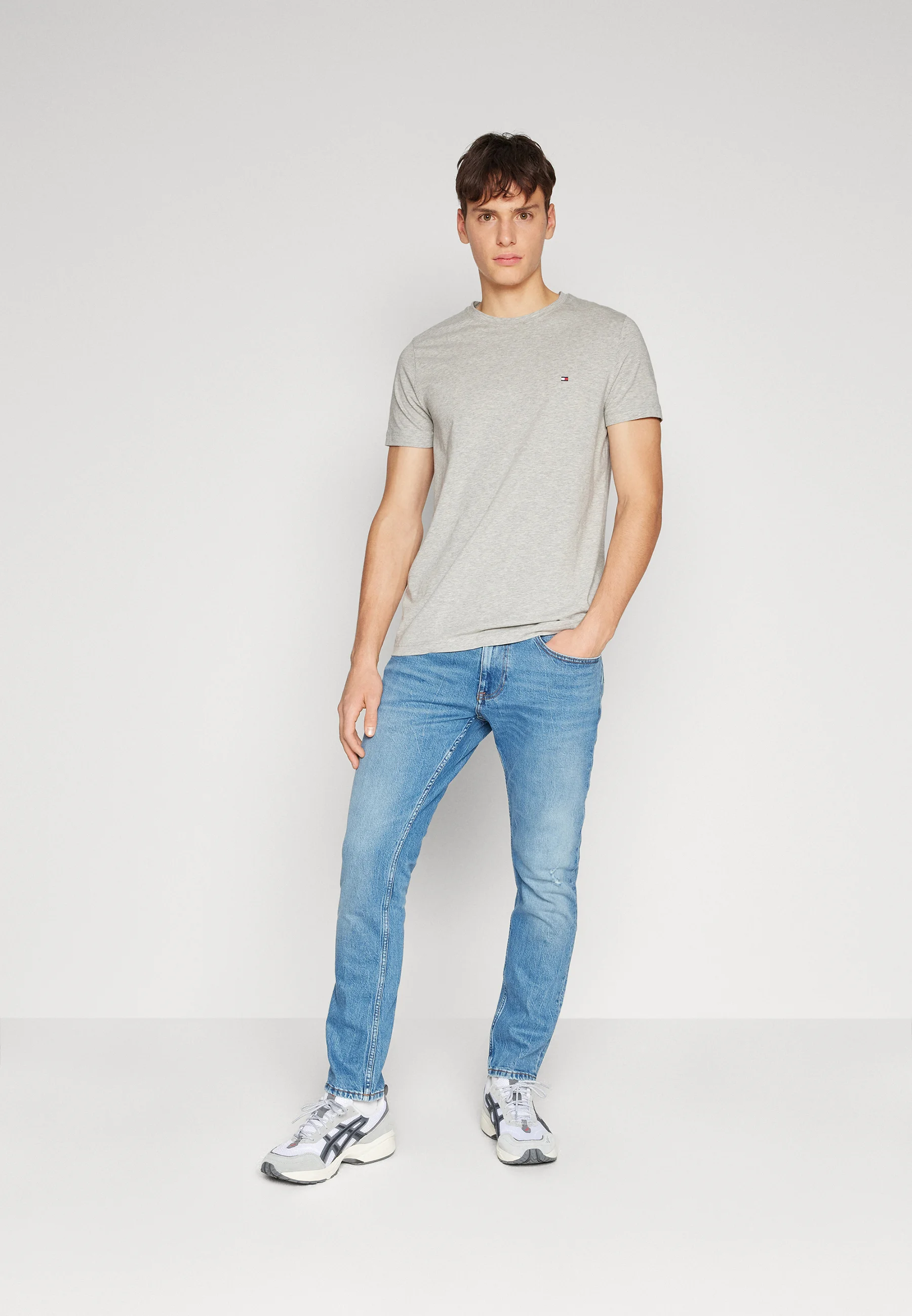Tommy Jeans AUSTIN SLIM - Vaqueros ajustados