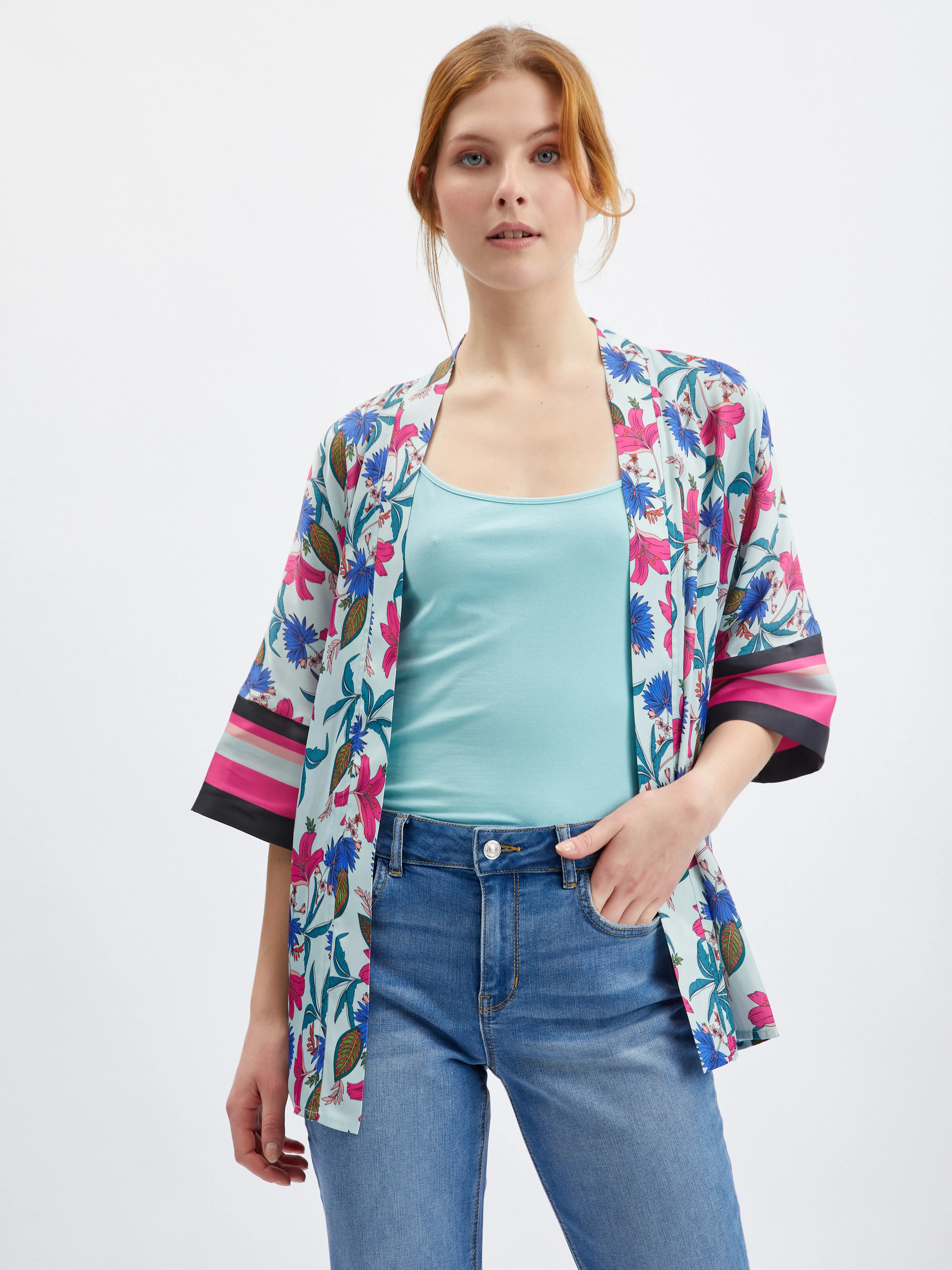 Hellblauer Damen-Blumenkimono ORSAY
