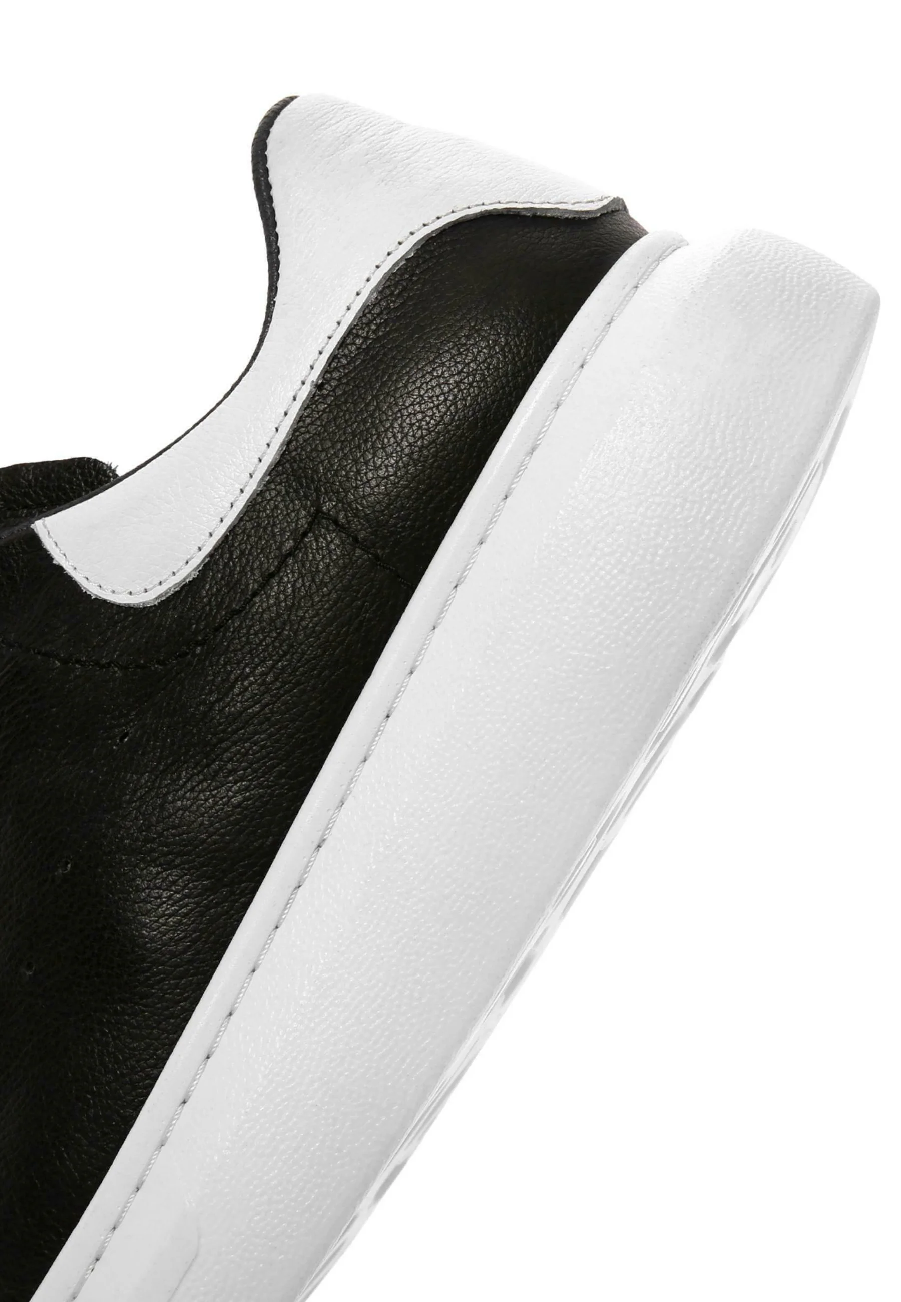 Zapatillas bajas Derimod