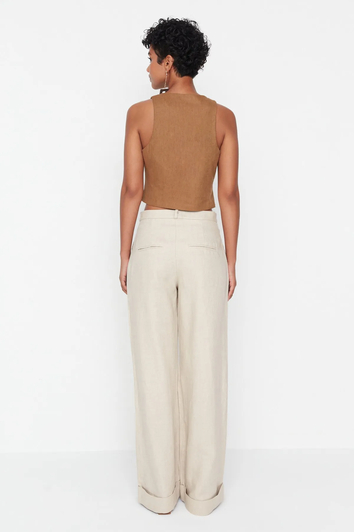Trendyol Collection  Beige Hose mit hoher Taille TWOSS22PL00070