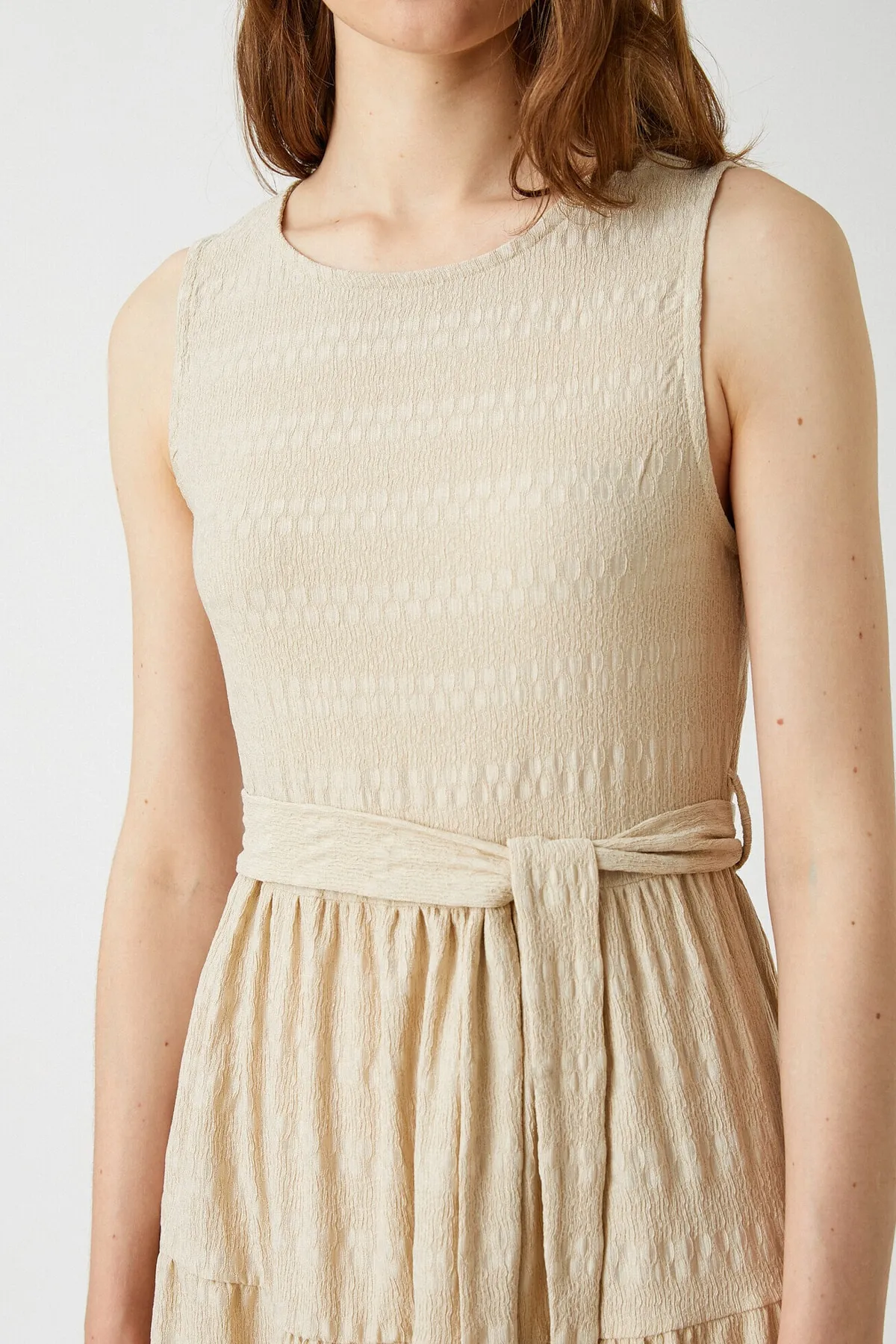 Koton  Midi-Kleid mit mehrlagigem Gürtel