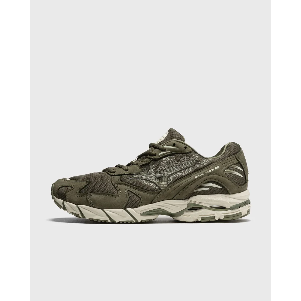 Mizuno x Maharishi Wave Rider 10 D1GD222501 / grün