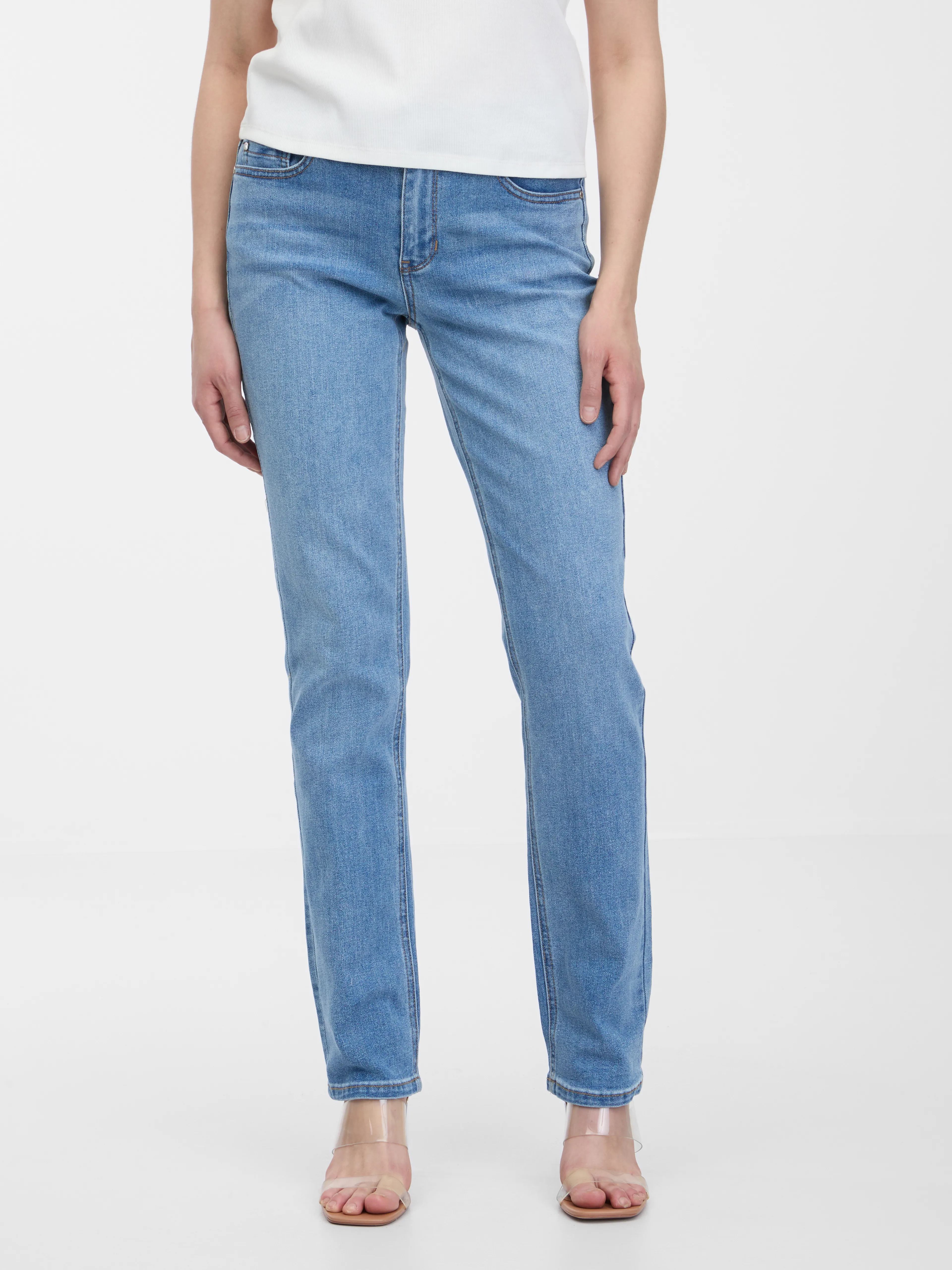 Hellblaue Damenjeans mit gerader Passform ORSAY