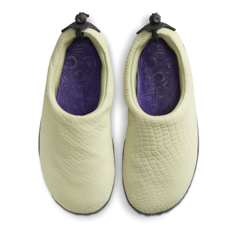 Nike ACG Moc Premium FV4571-300 / grün