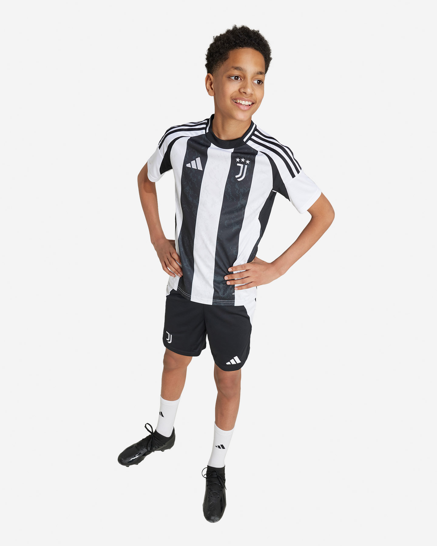 Futbalové šortky Adidas Juventus Home 24-25 Jr IT3553