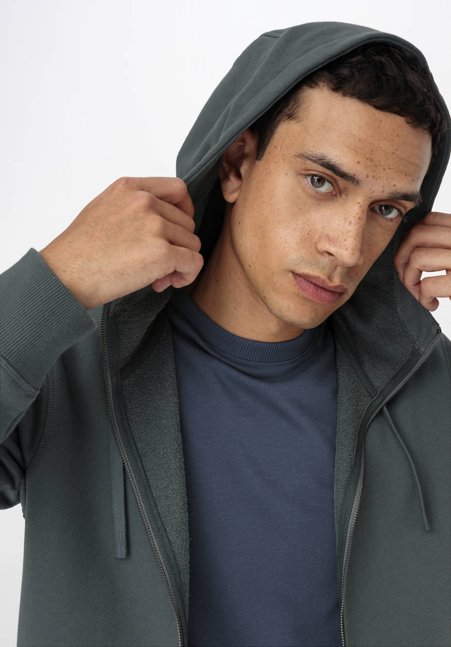 Sweatjacke aus reiner Bio-Baumwolle