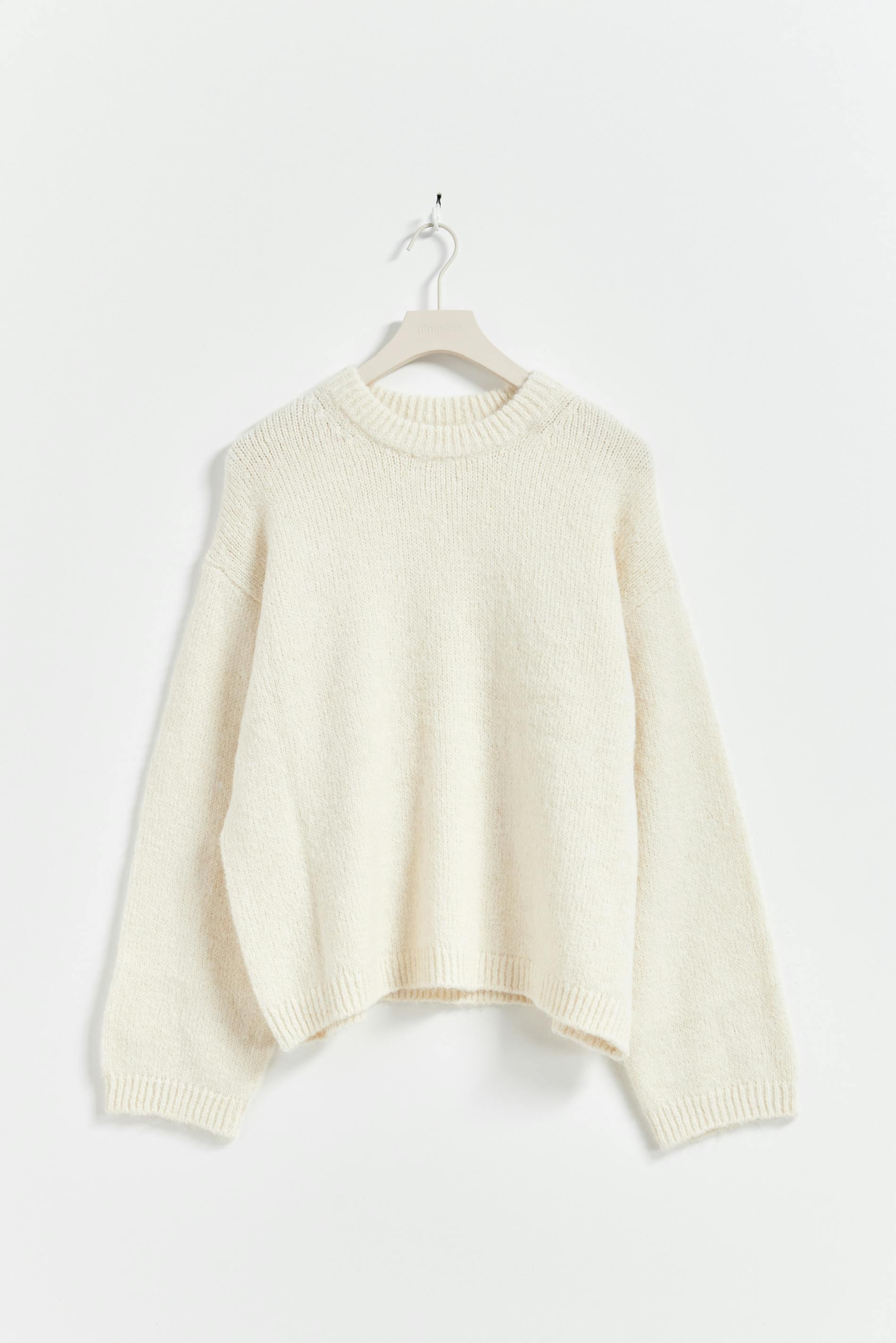Boxy knitted sweater