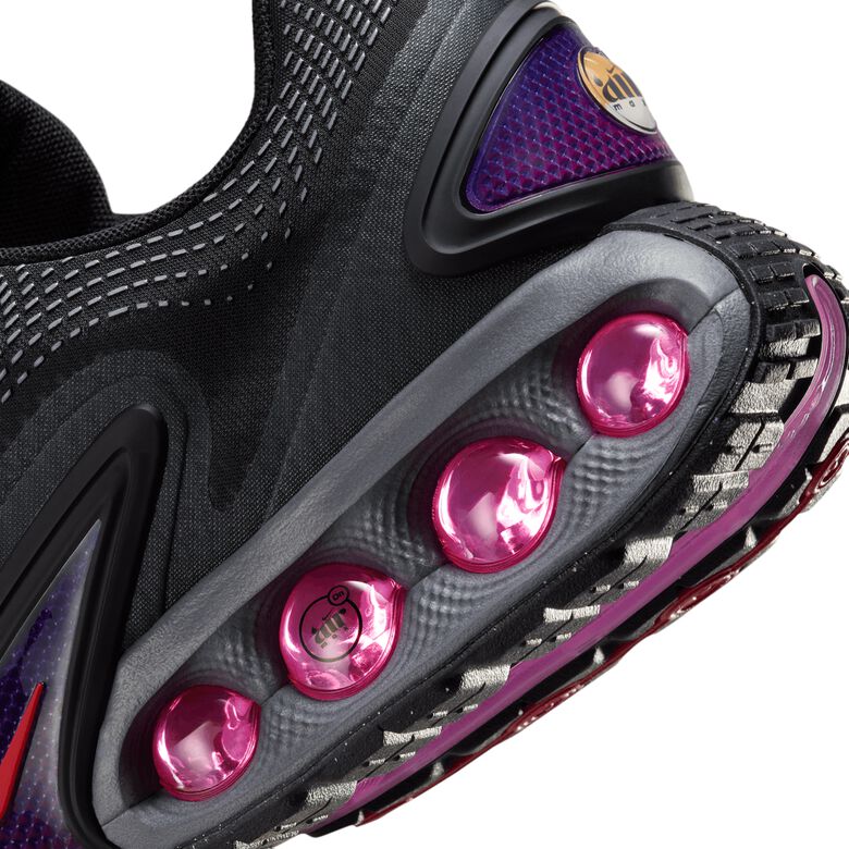 NIKE Air Max Dn 