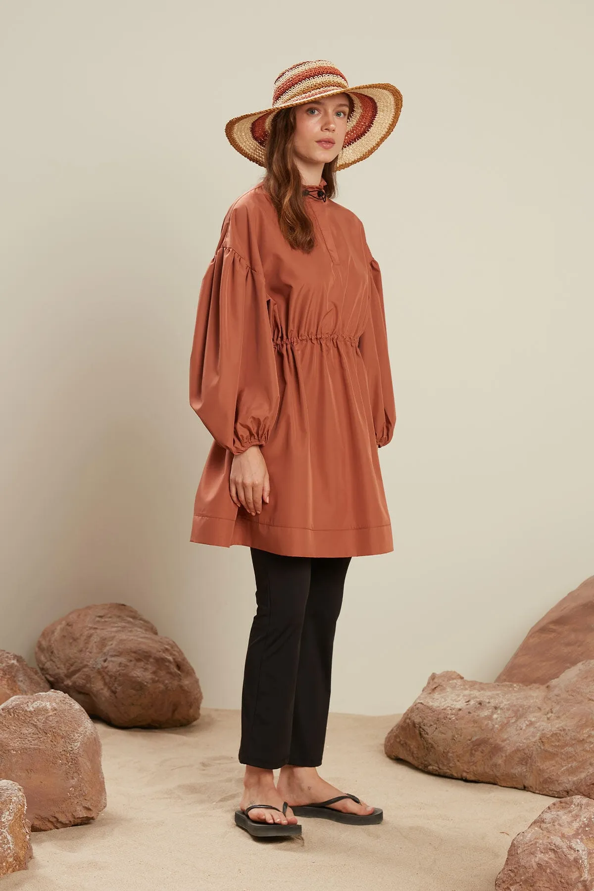 Manuka  HIJAB REGENMANTEL BADEANZUG ORANGE