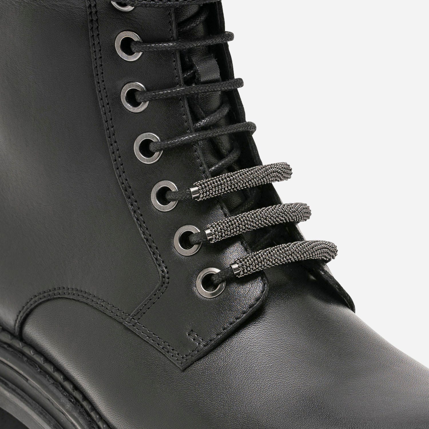 Bottine TEXTO noire en cuir avec bride et perles