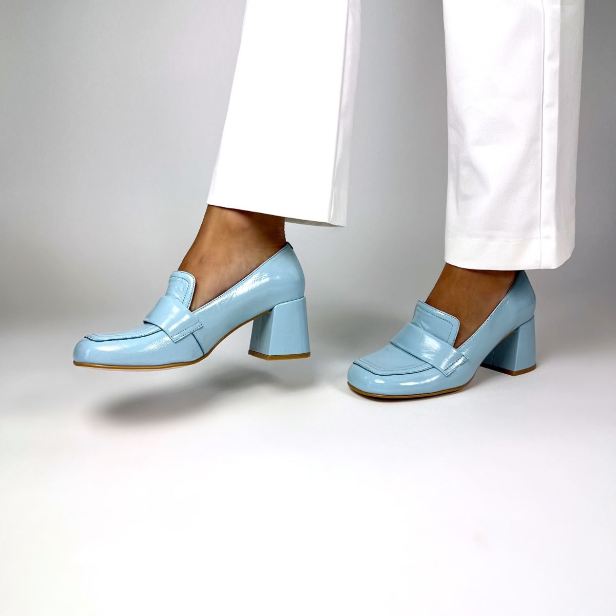 Angel Alarcon  23020-624C - Bleu ciel