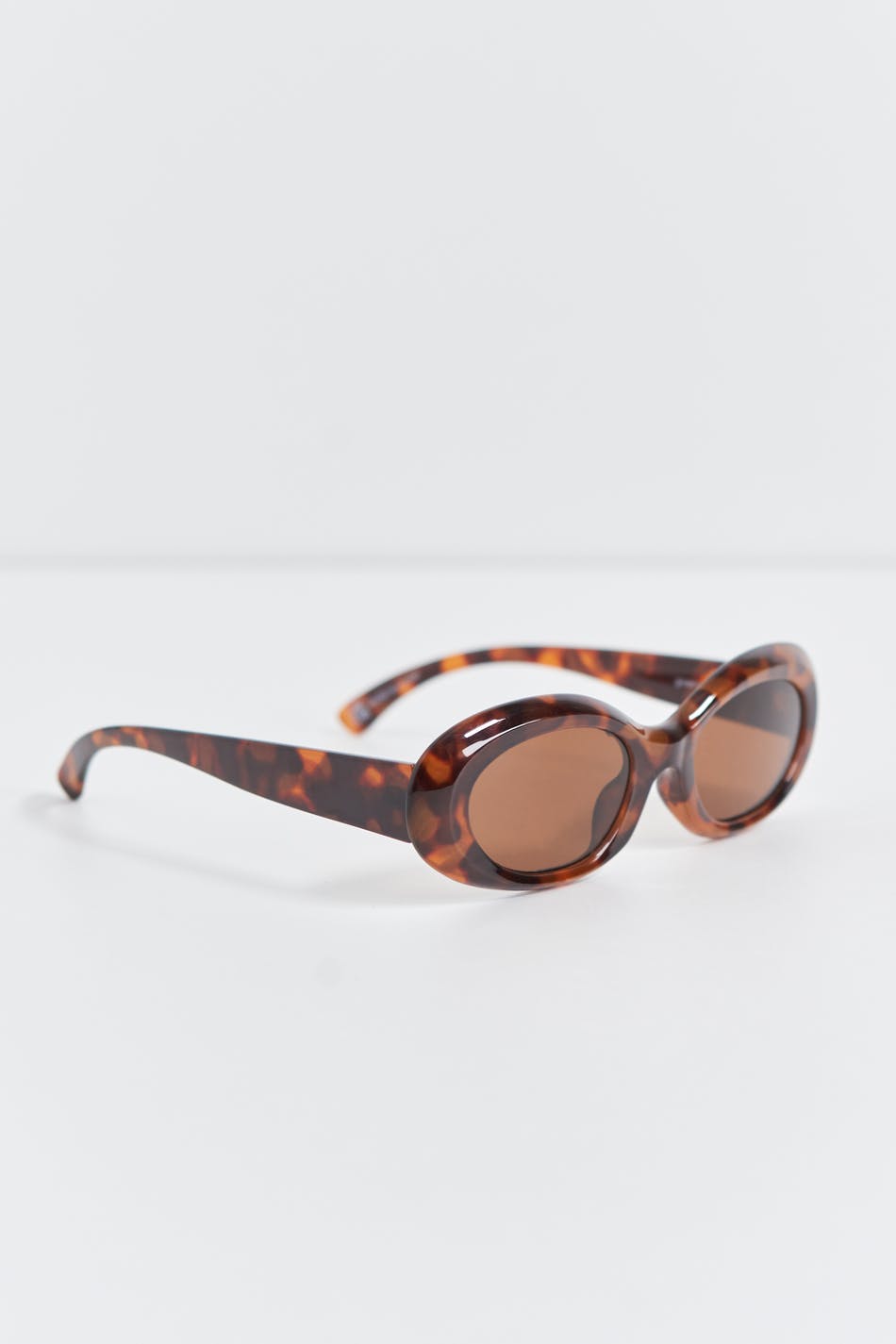 Mid oval sunglasses